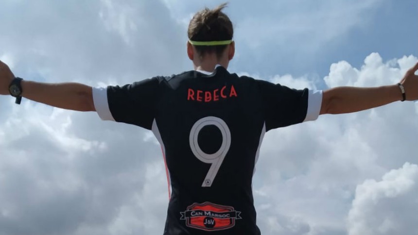 Rebeca Poyatos: "Estuve a prueba en el Levante"